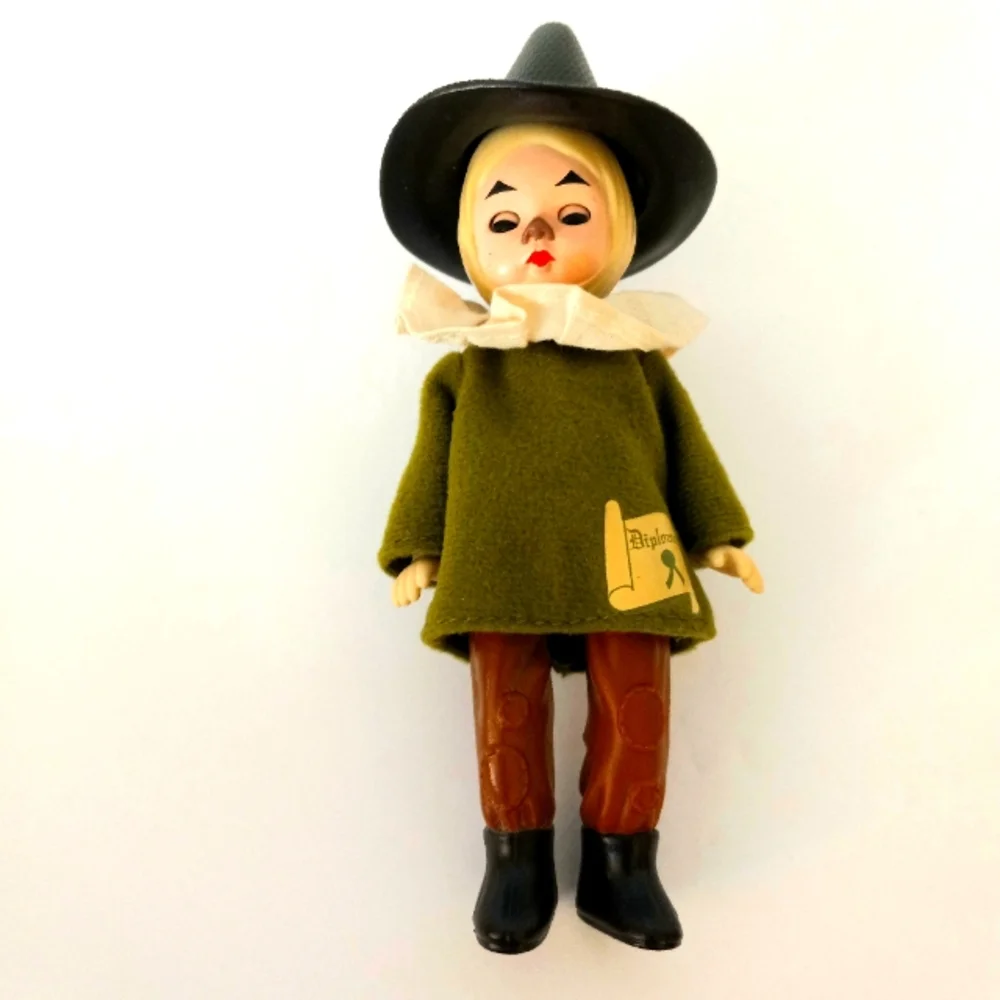 Madame Alexander Wizard of Oz Happy Meal collectible 2008